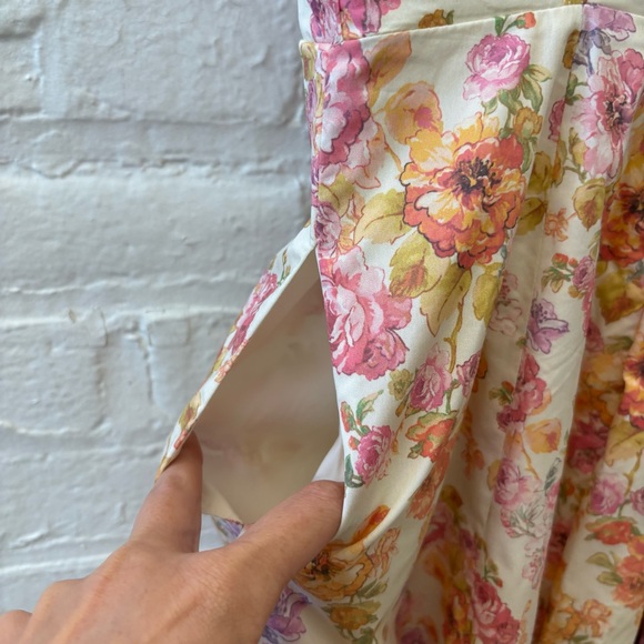 House of CB || Sabrina Corset Fit & Flare‎ Dress Cream Pink XS - Picture 6 of 13